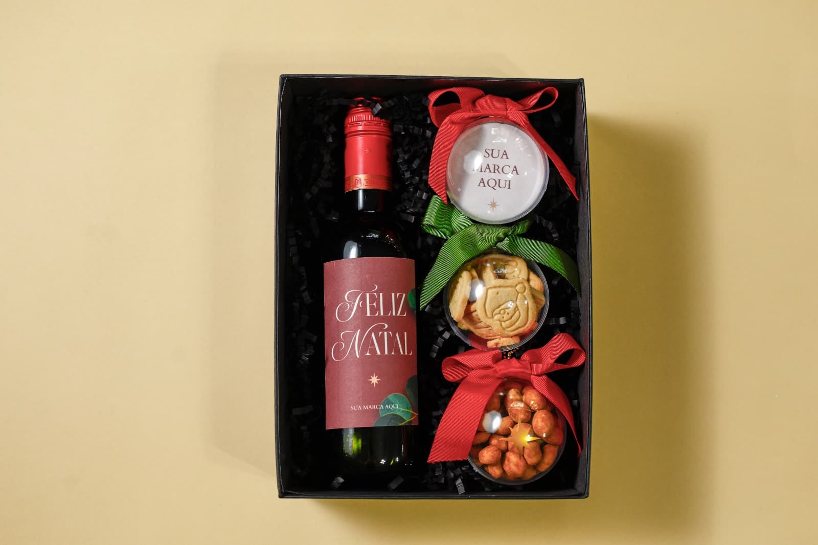 Kit Celebre 07 com bolas acrílicas e vinho